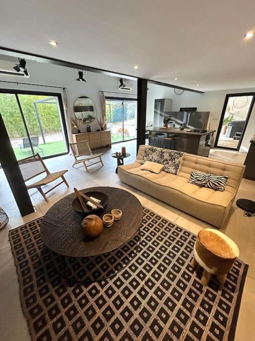 Superbe Maison Avec Jacuzzi Ventabren Extérieur photo